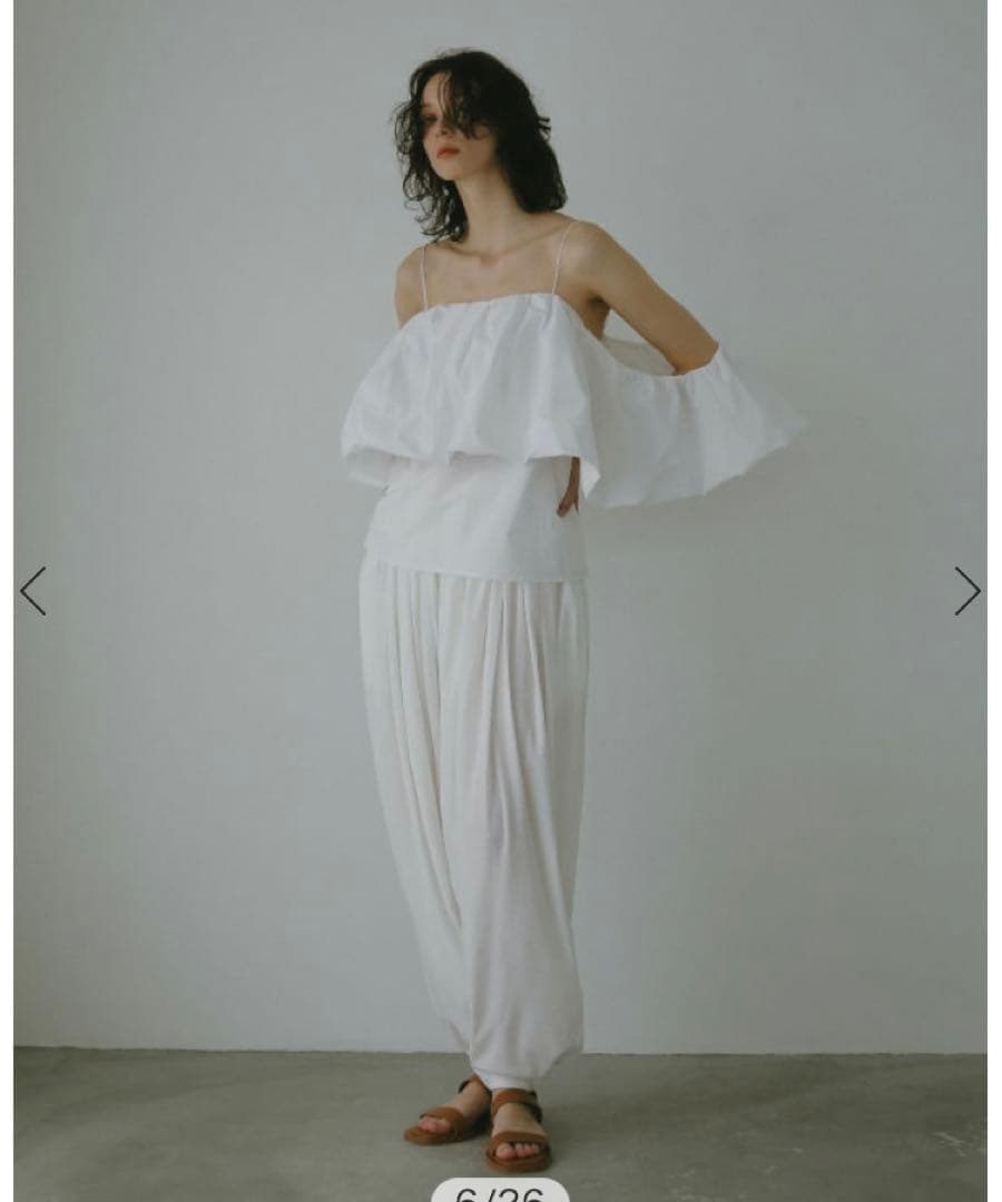 最終値下げ ETRETOKYO エトレ ウエストギャザーバルーンカットパンツ