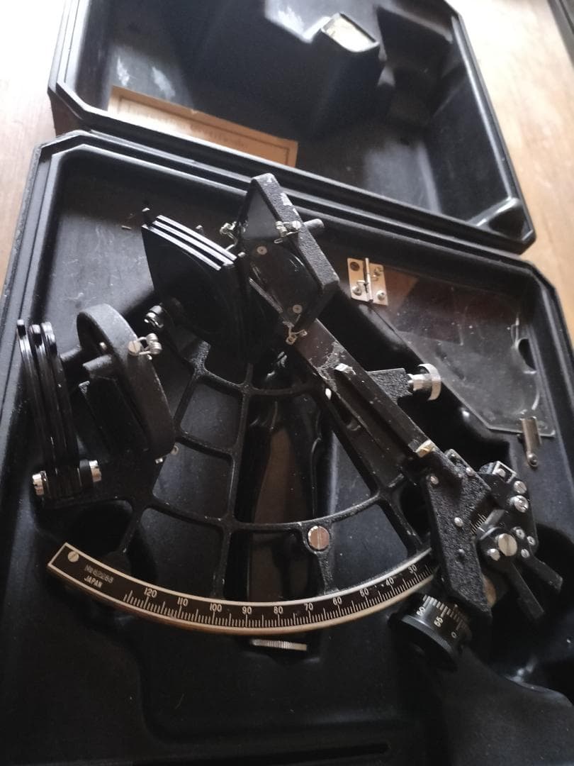 航海用の測量機械