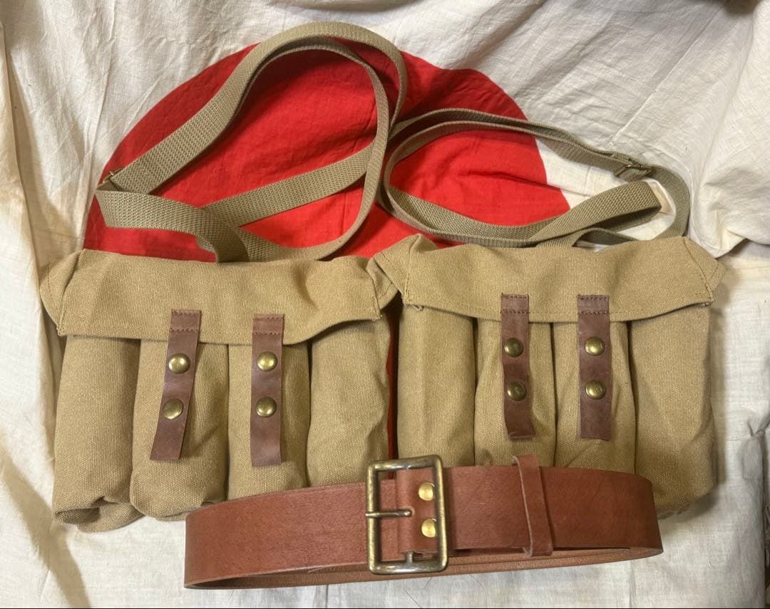 A）日本軍 八八、八九式重擲弾筒弾嚢セット（廉価版、複製品）帯革付き★サバゲ