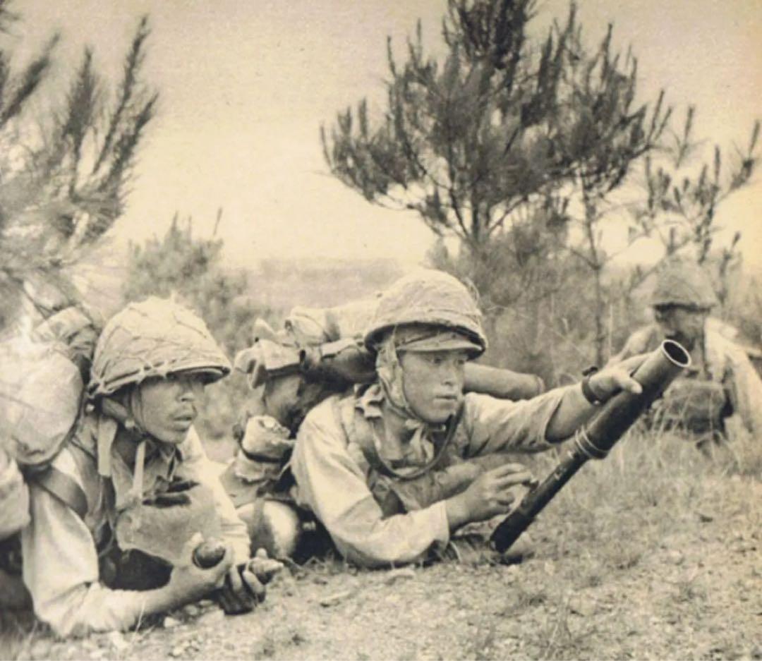 A）日本軍 八八、八九式重擲弾筒弾嚢セット（廉価版、複製品）帯革付き★サバゲ