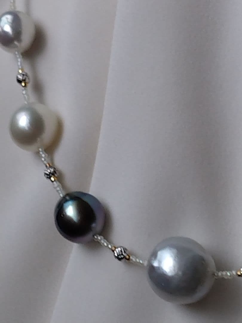 白蝶、黒蝶真珠、アコヤ砂芥子パール オメガ風ネックレス