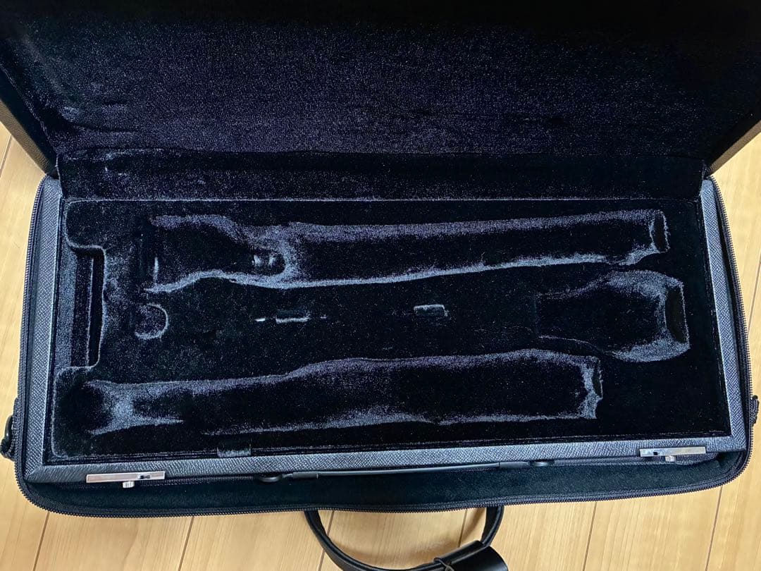 イングリッシュホルン ハードケース カバー付き 未使用 (オーボエ)