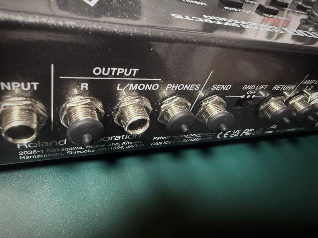 【専用ケース/スイッチカバー付き】BOSS GX-100