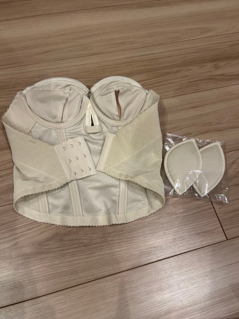 mirror mirror ブライダルインナー ビスチェ