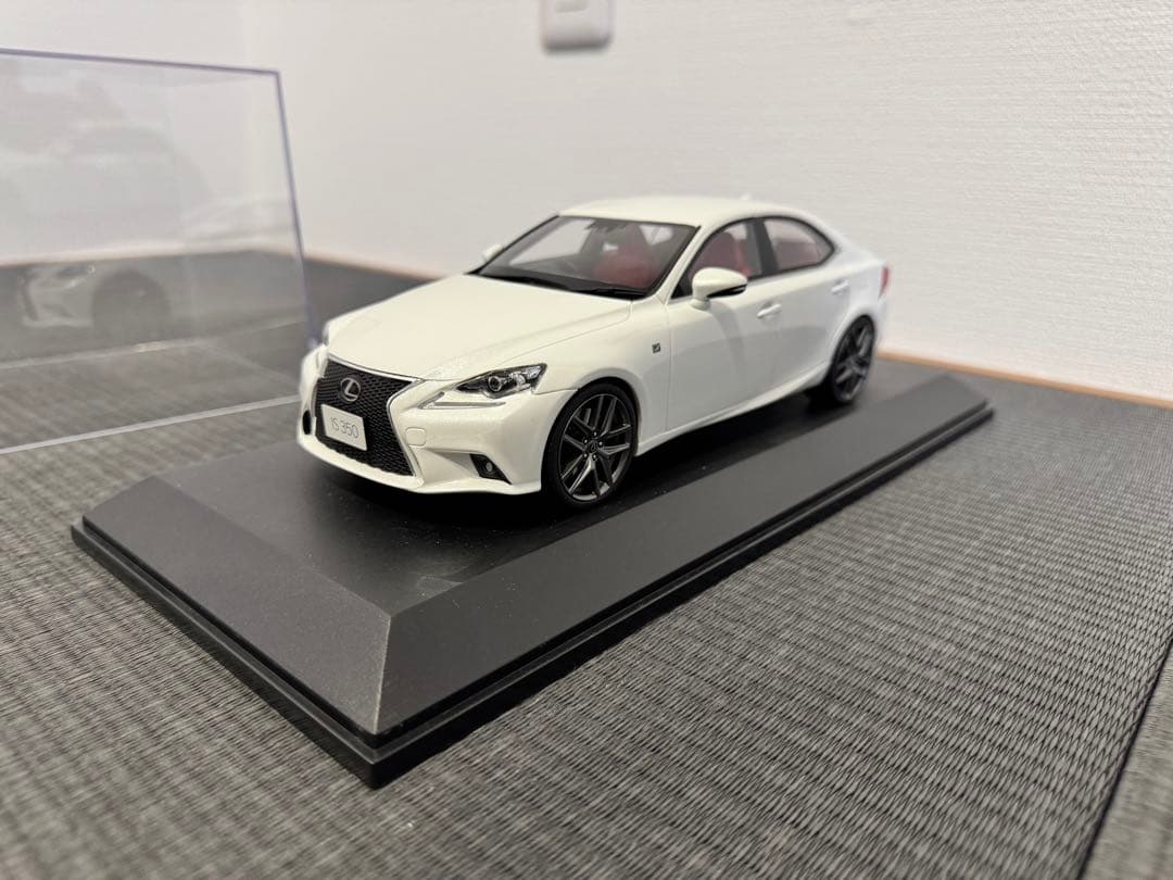 【京商】SAMURAI レクサス IS 350 F スポーツ 1/18 ミニカー