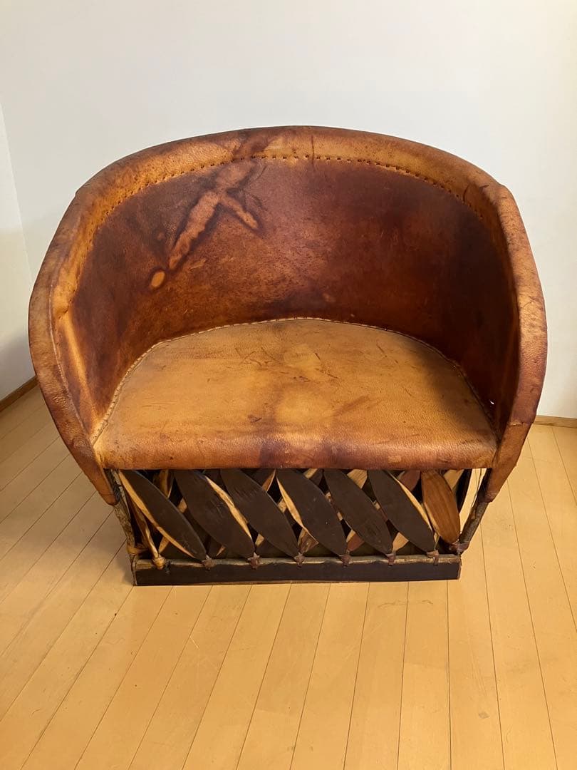 メキシコ　民芸　エキパルチェア　革