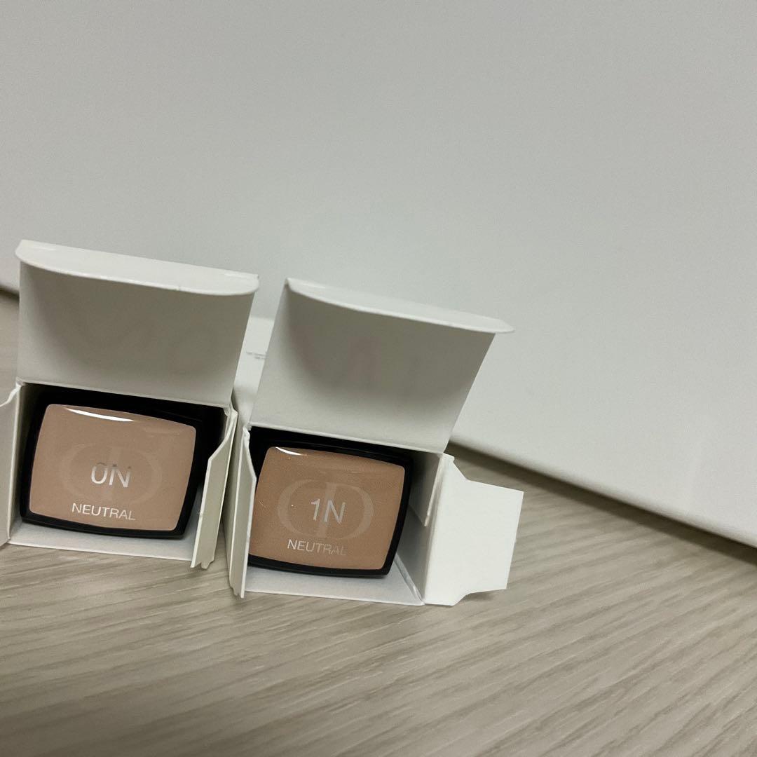 2点、コンシーラー0.5N、1CR