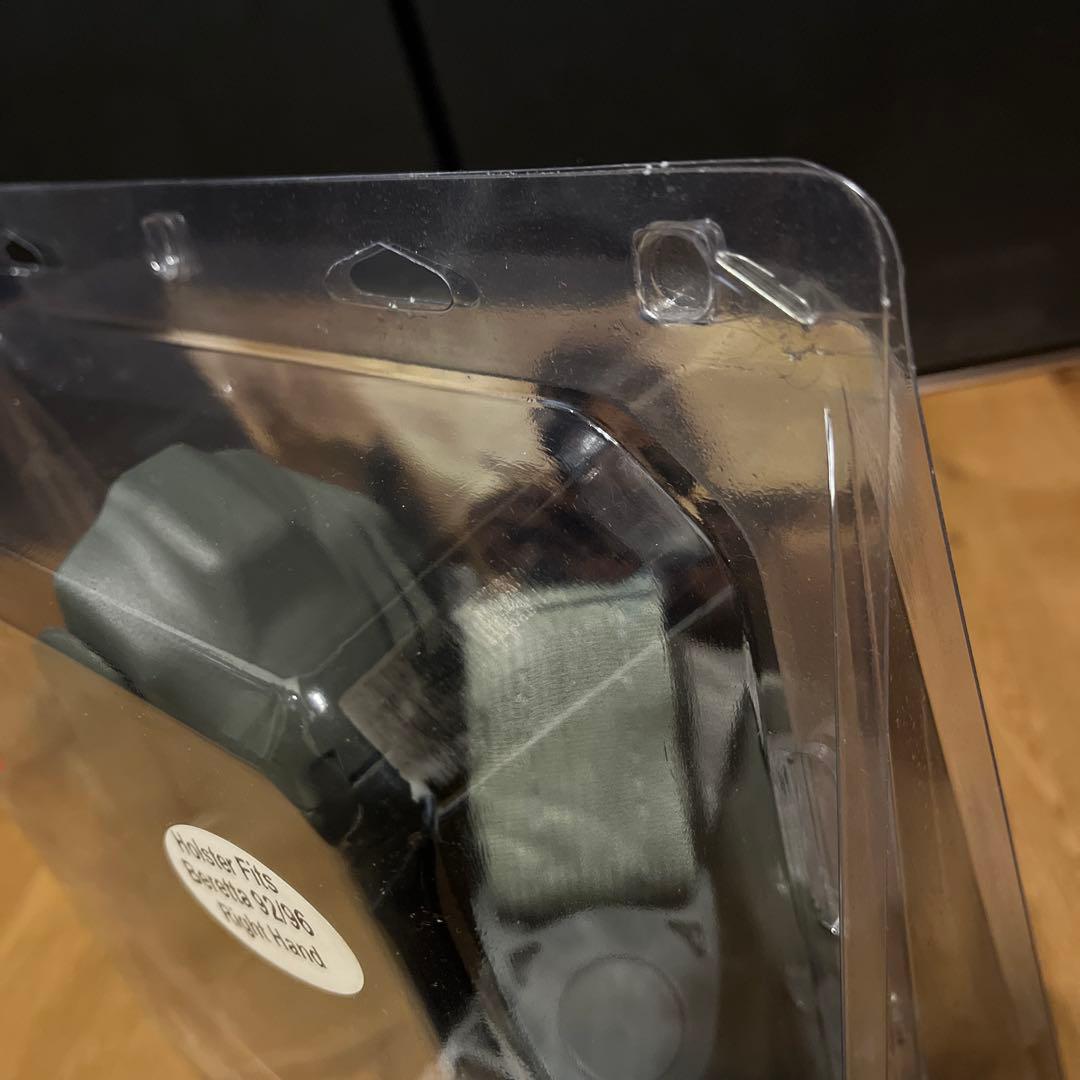 BLACKHAWK! SERPA ホルスター　ベレッタM92-M9用　右利き