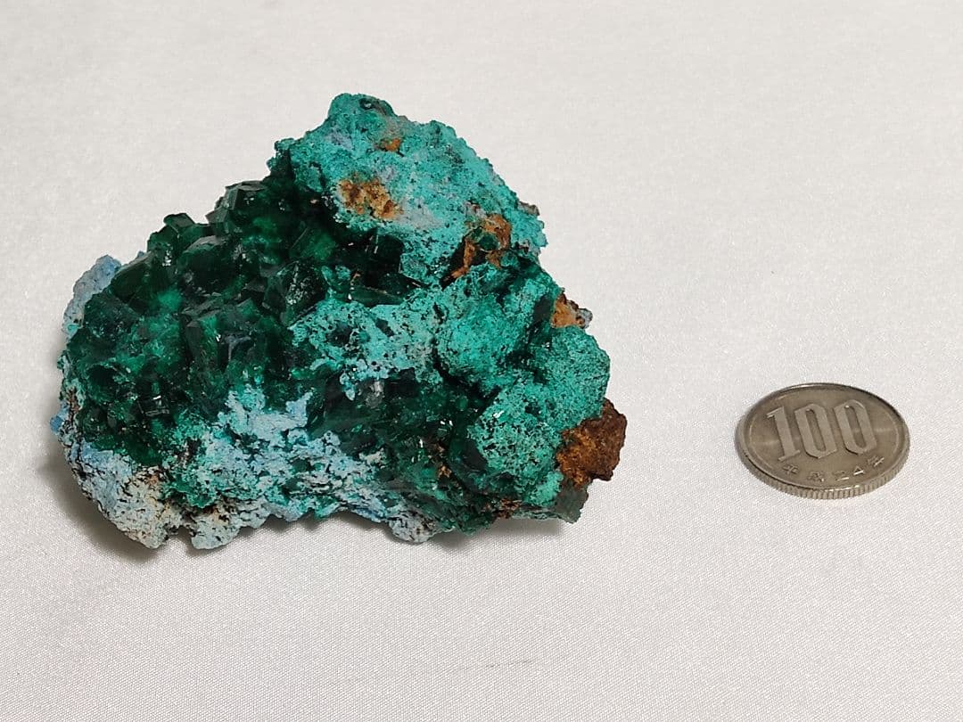 パワーストーン　天然石　原石　ダイオプテーズ　180g　No.560