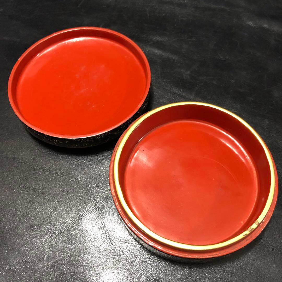 究極の美◼️蔵から夜空一面に美しい花火のような見事な漆塗りの香壺？入れ物が出て来た