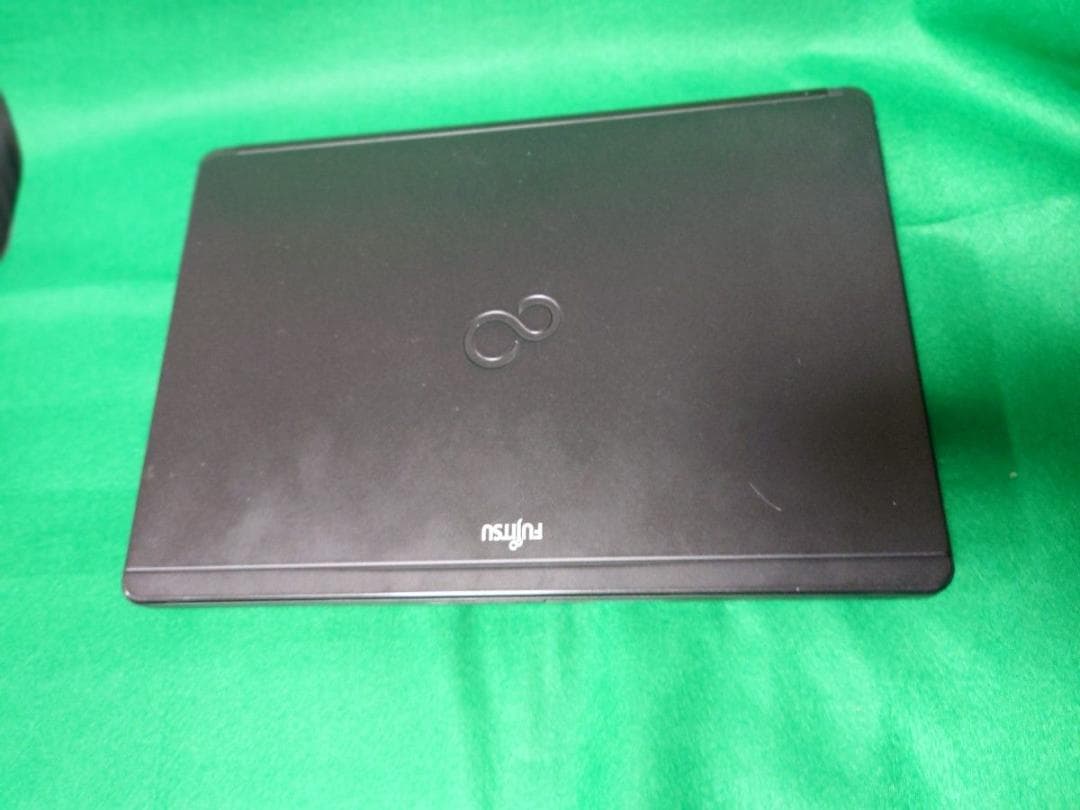 カーボン柄 WIN11 Core i7 2.1G　爆速512GB SSD DVD