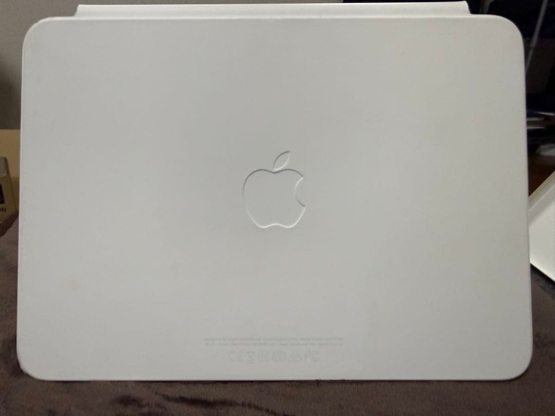 Magic Keyboard folio iPad(第10世代，A16)