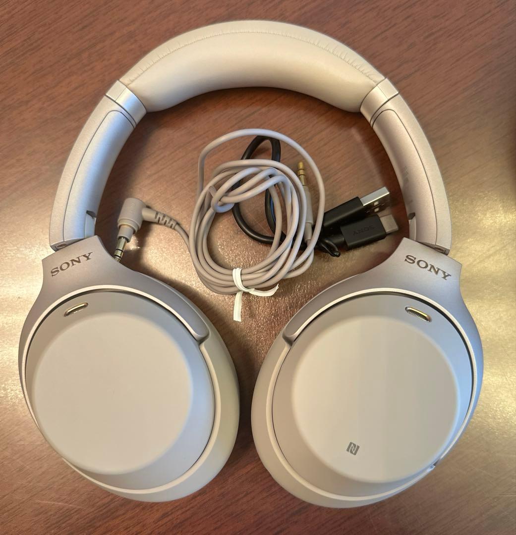 SONY ワイヤレスヘッドホン グレー 付属品あり WH-1000XM3【美品】