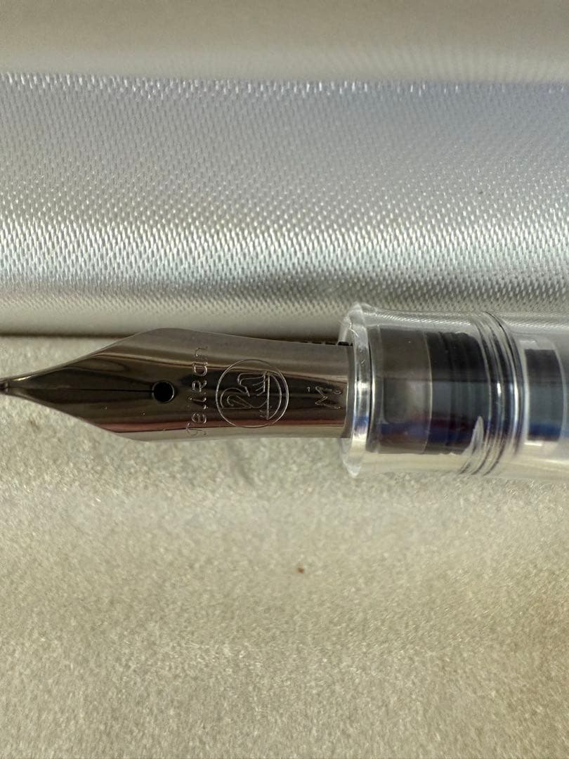 【未使用】Pelikan ペリカン　万年筆　デモンストレーター　クリア　M
