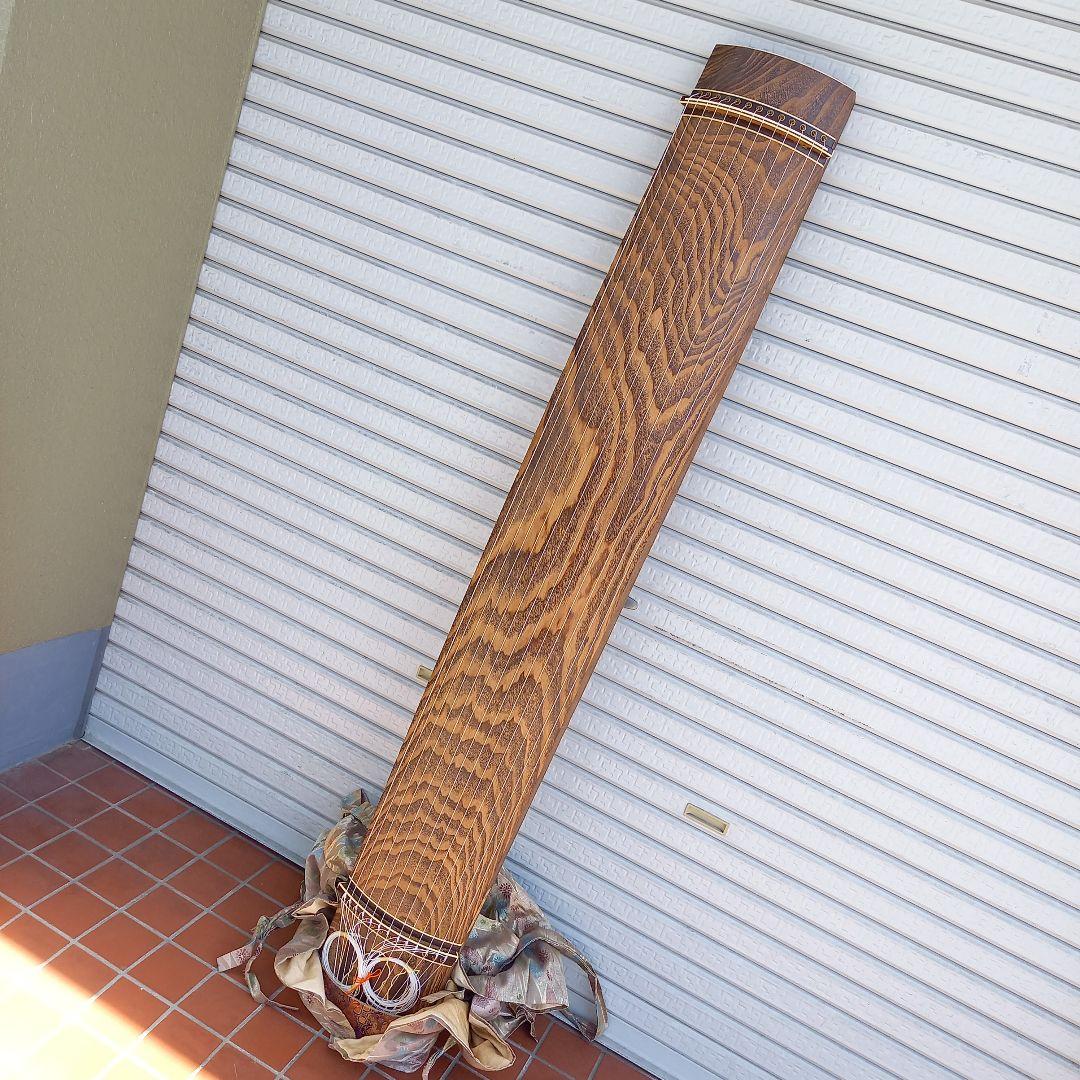 和楽器 琴 くり甲 紅木 上角巻 琴柱付属