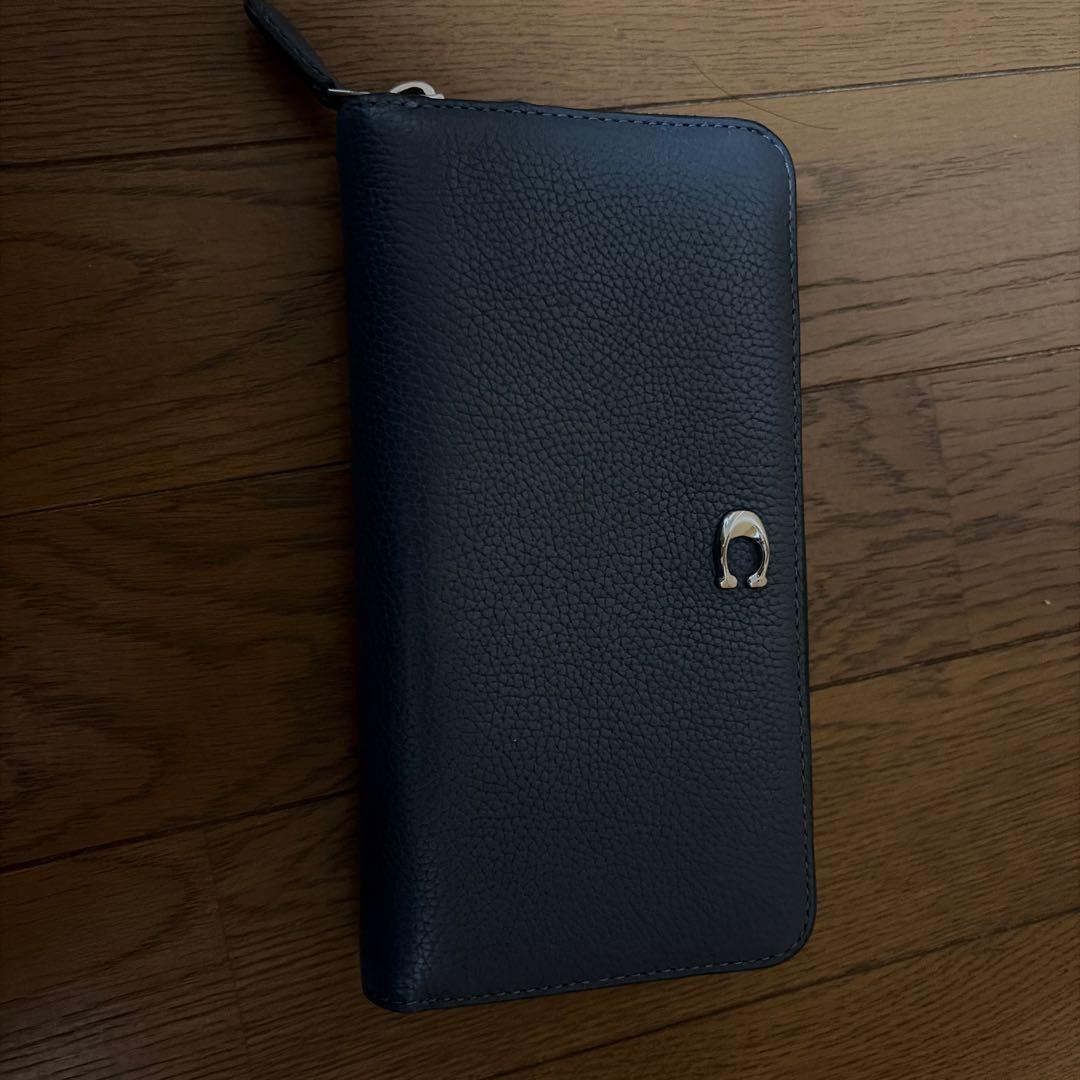 coach財布
