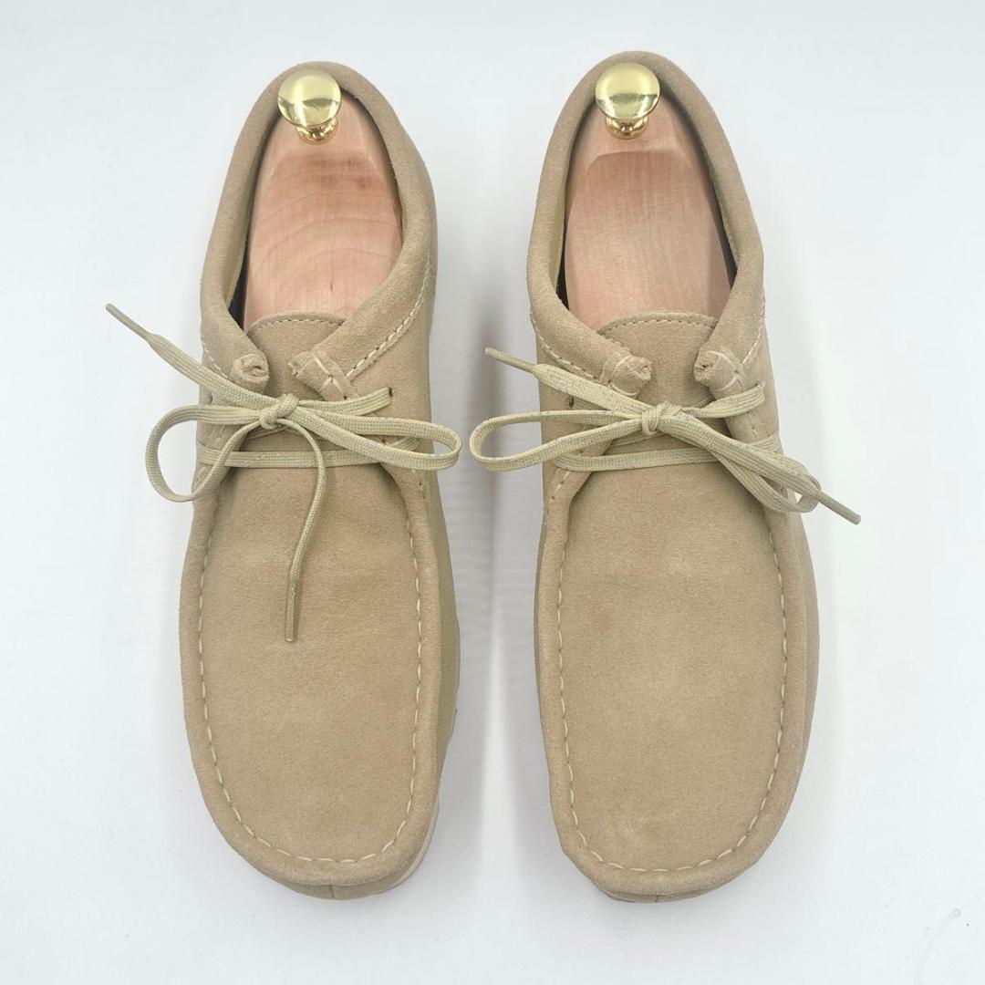 フトシ　クラークス ワラビー ゴアテックス スエード メープル ベージュ