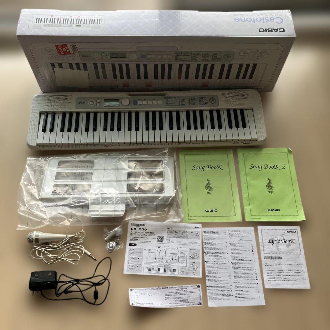 CASIO LK-330 Casioton光ナビゲーションキーボード　61鍵盤