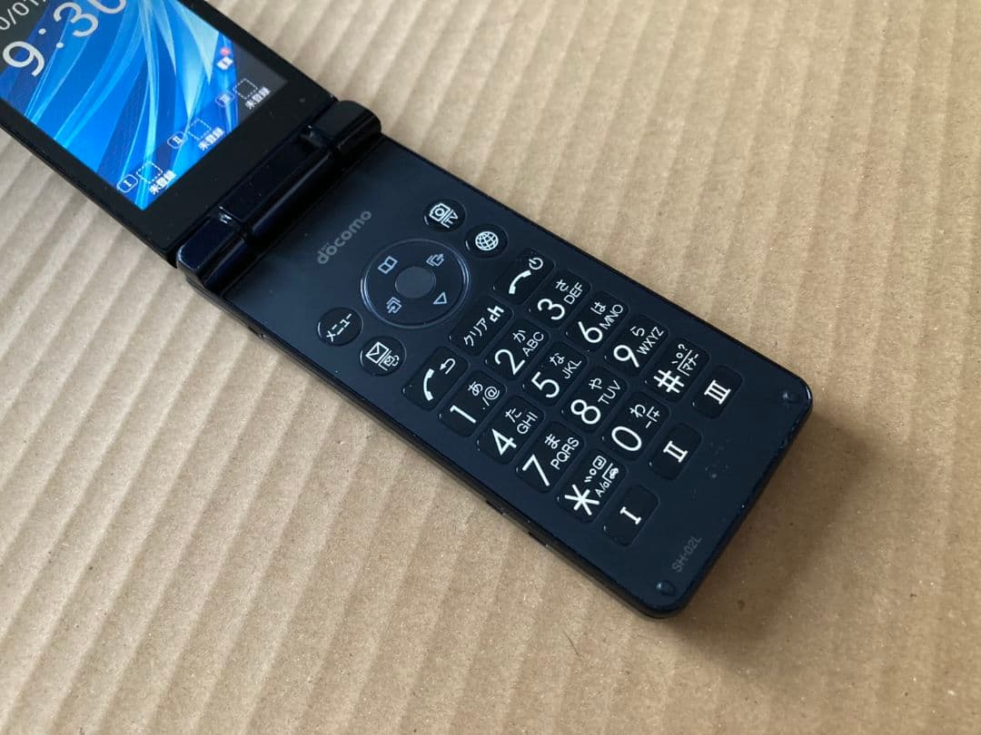 美品 L891 ドコモ AQUOSケータイ SH-02L ガラホ simフリー
