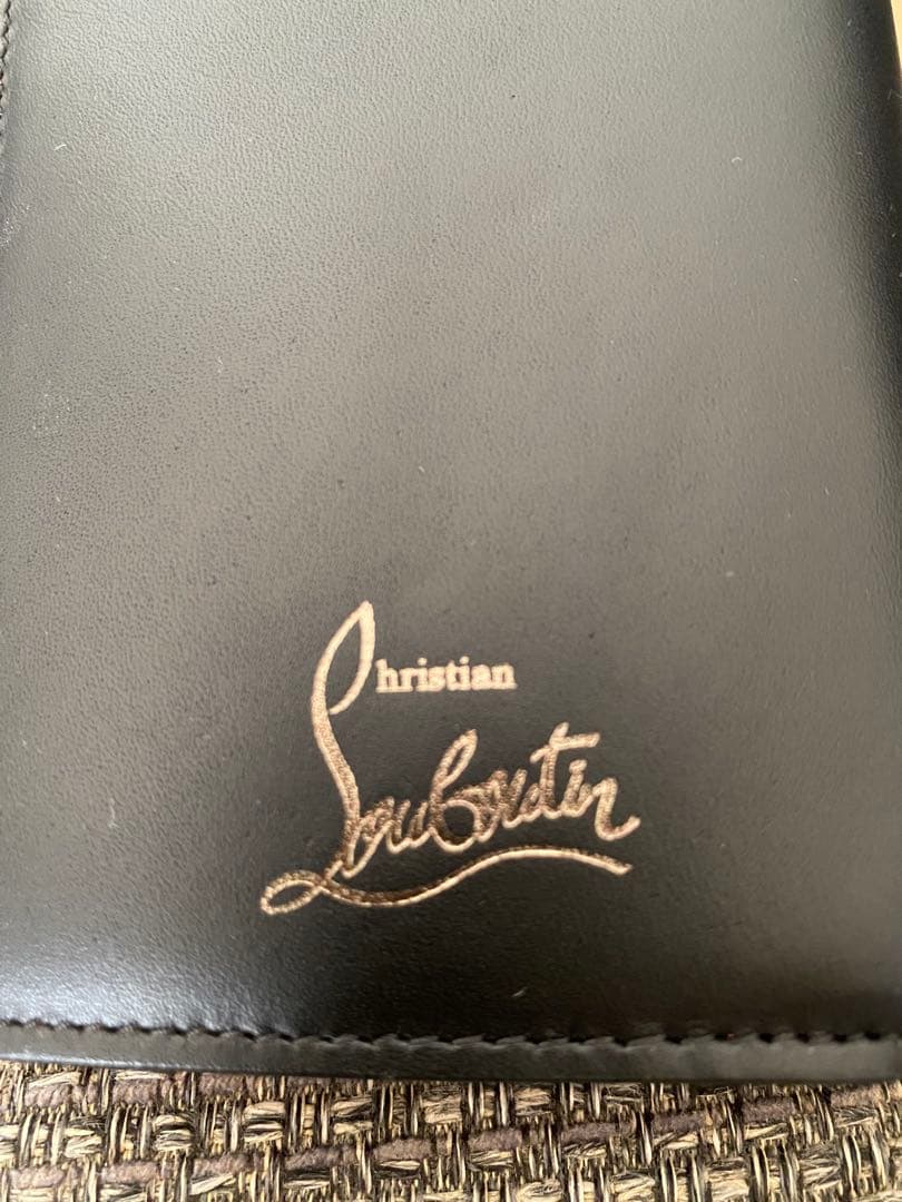 クリスチャンルブタン☆二つ折りコンパクト財布　新品未使用品 国内正規品☆
