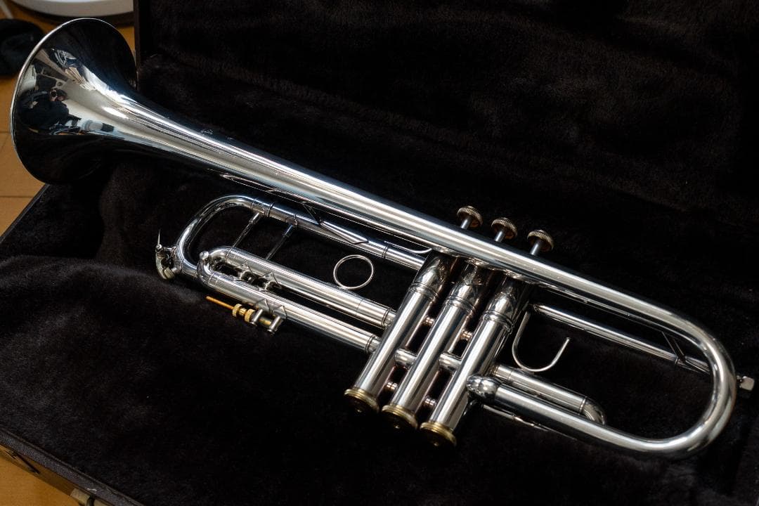 Bach 180ML37SP トランペット