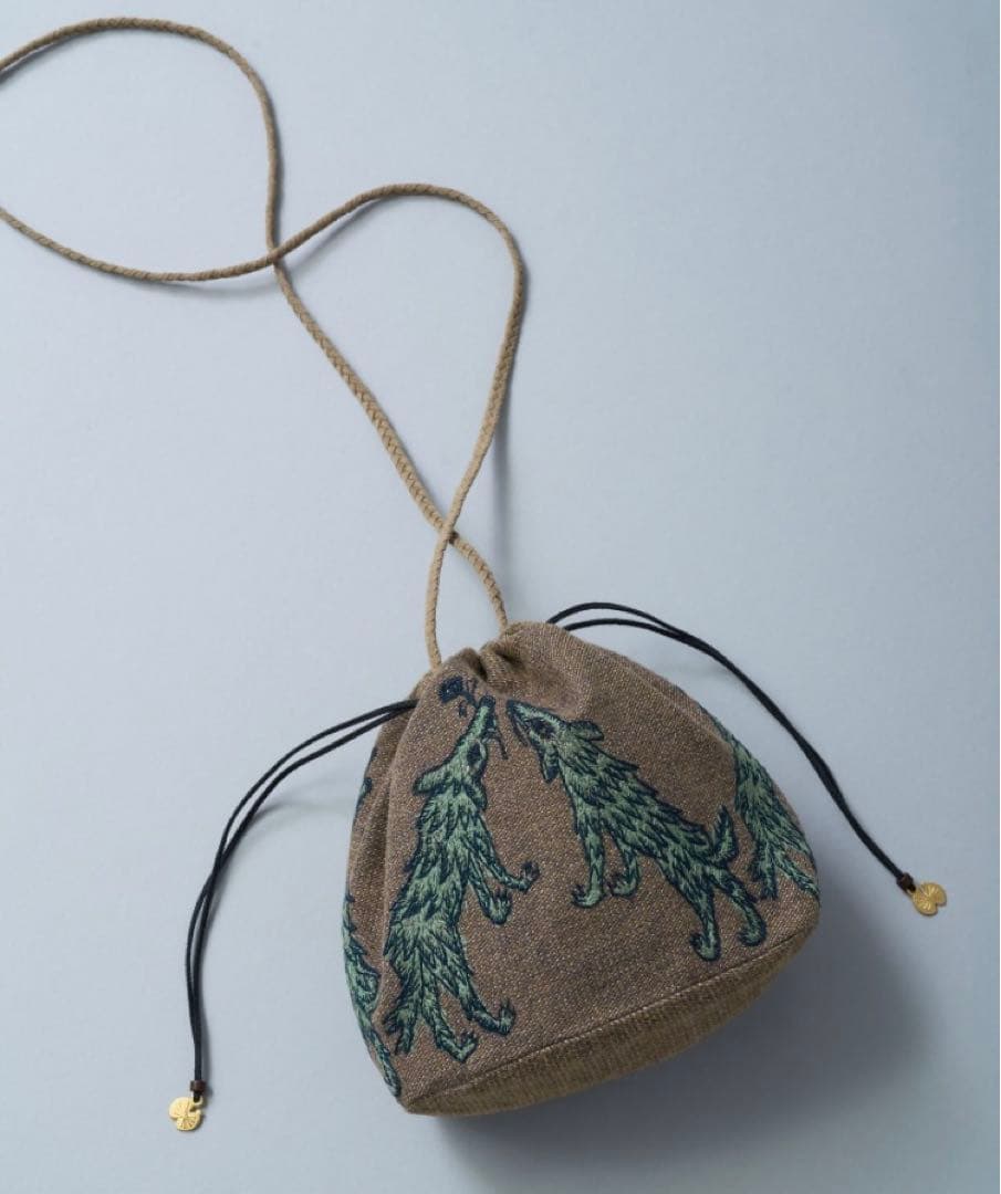 ポシェット　wolf & flower ミナペルホネン