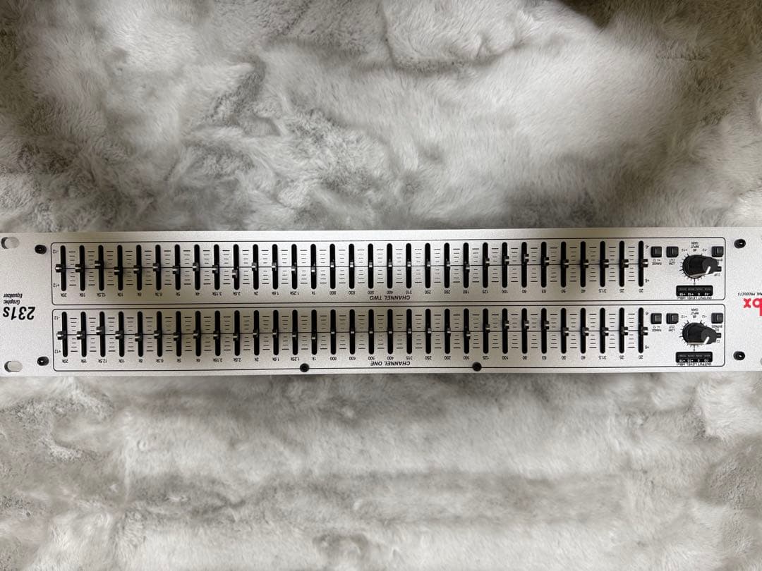 dbx グラフィックイコライザー231S①