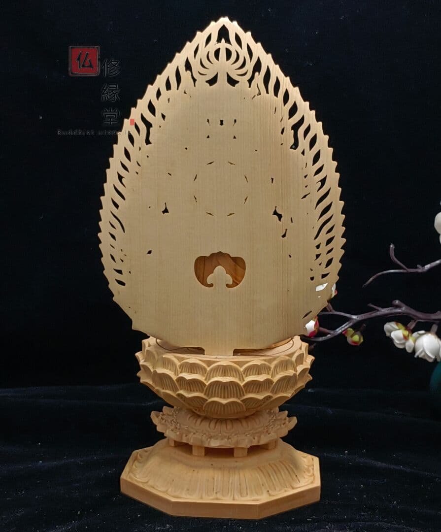 【修縁堂】木彫り 仏像 釈迦如来座像 彫刻 一刀彫 天然木檜材