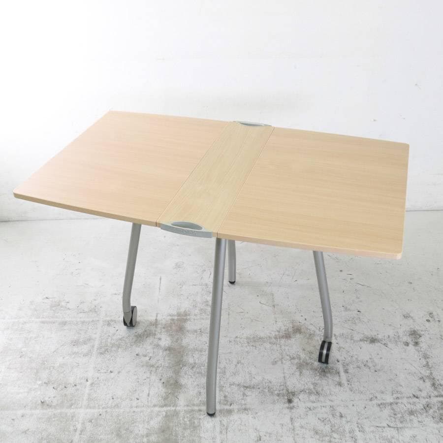 イタリア カリガリス オリヴィア 折りたたみテーブル バタフライテーブル