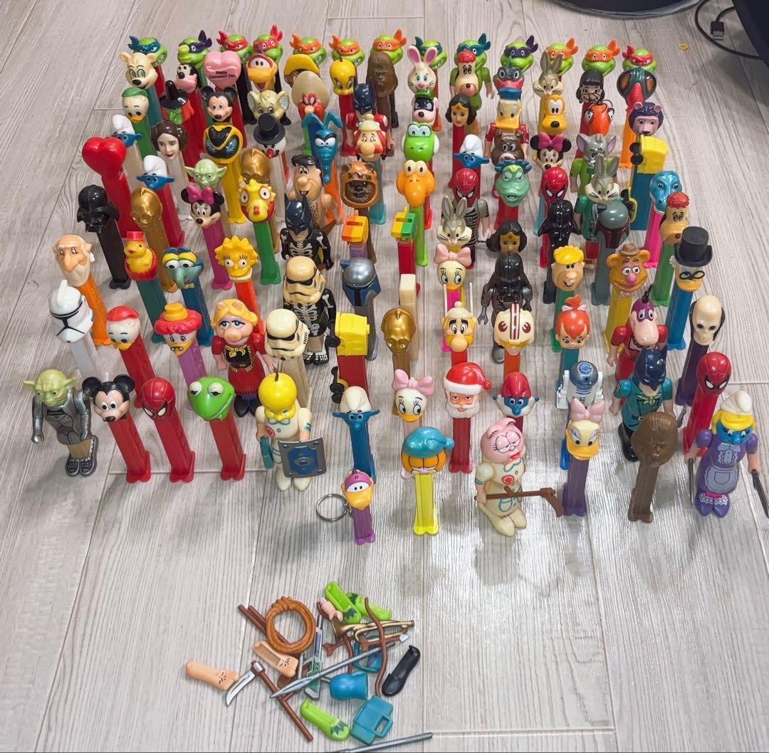 PEZ/ペッツ ディスペンサー/パーツ セット100体以上