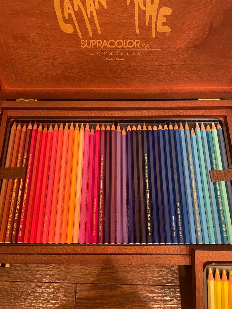 美品！カランダッシュ水溶性鉛筆120+36色セット色鉛筆漫画家画家プロ絵描き画材