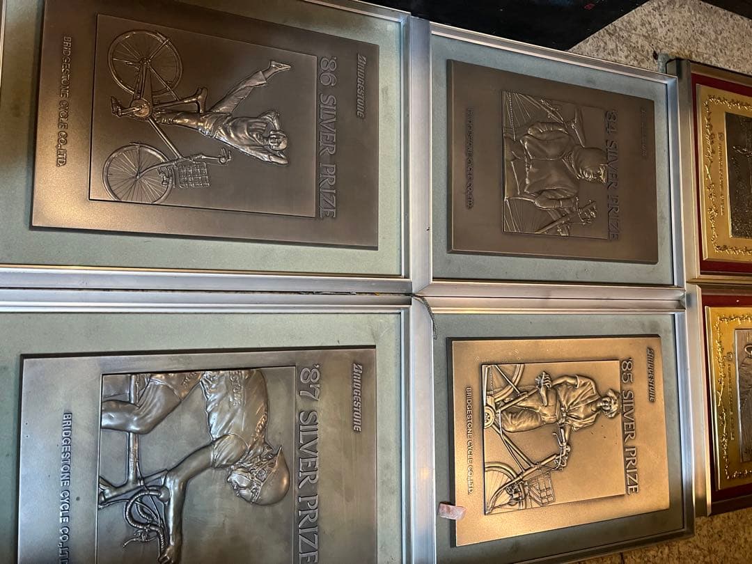 Taoブリヂストン看板、16枚ブリヂストン表彰額、ブリヂストン記念看板、