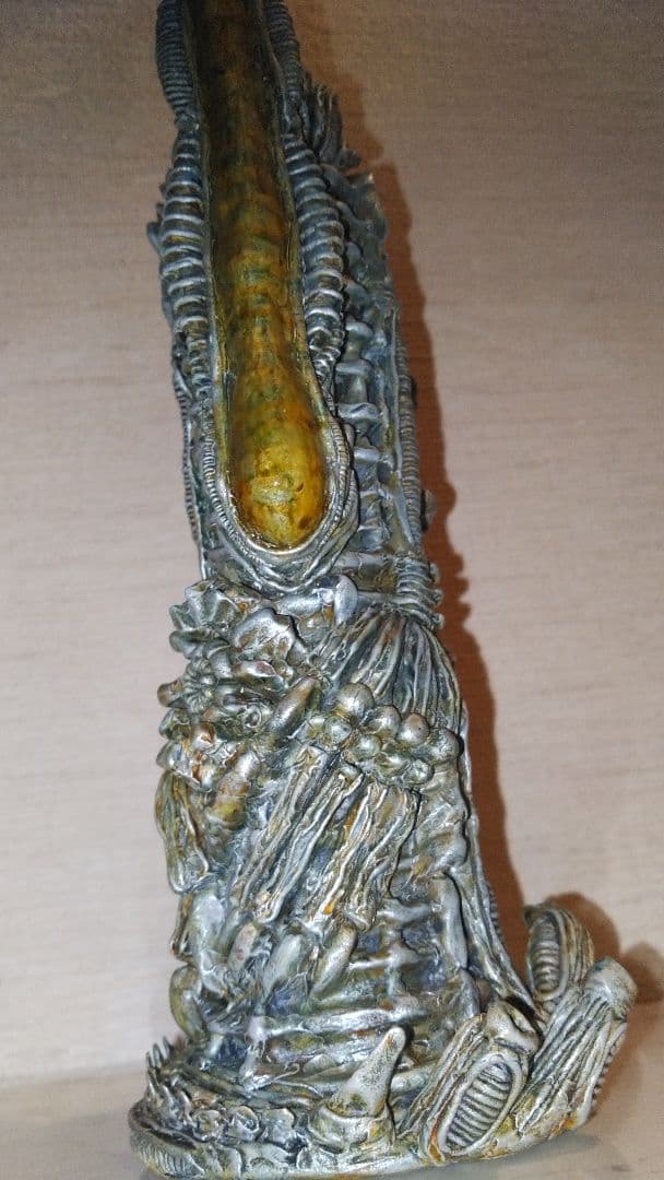 石粉粘土で作った有機的彫刻 オブジェ