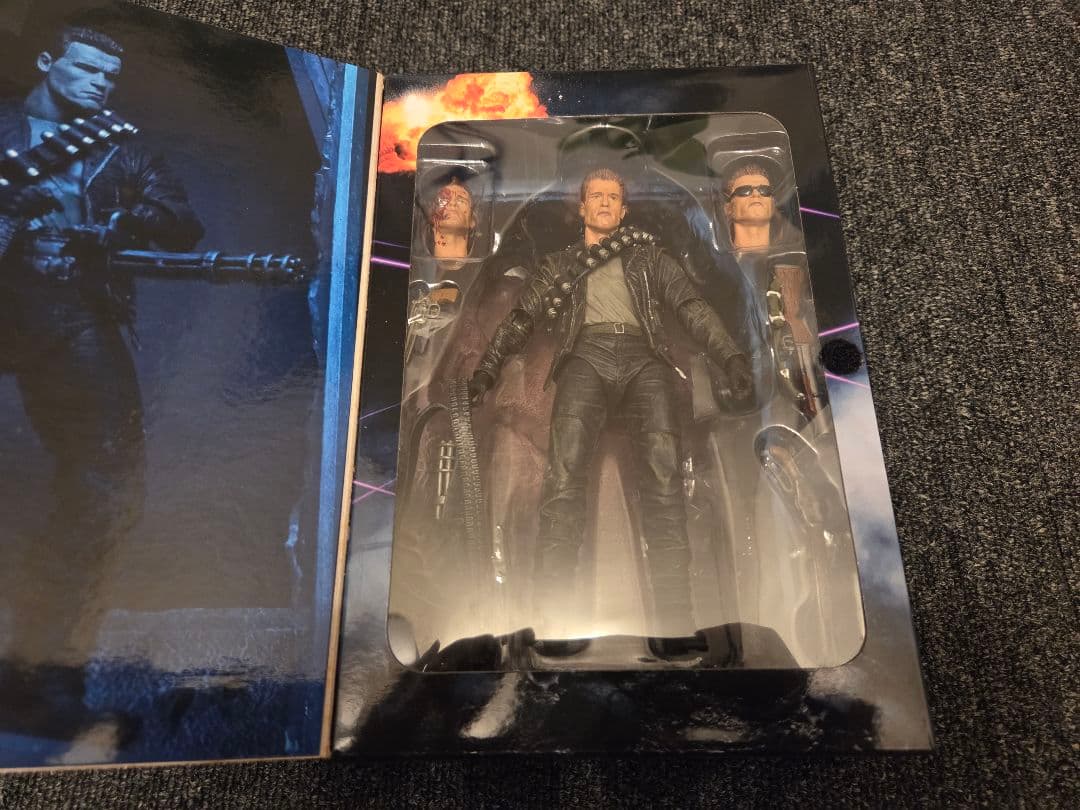 ネカ ターミネーター2 アルティメット 7インチ T-800 フィギュア