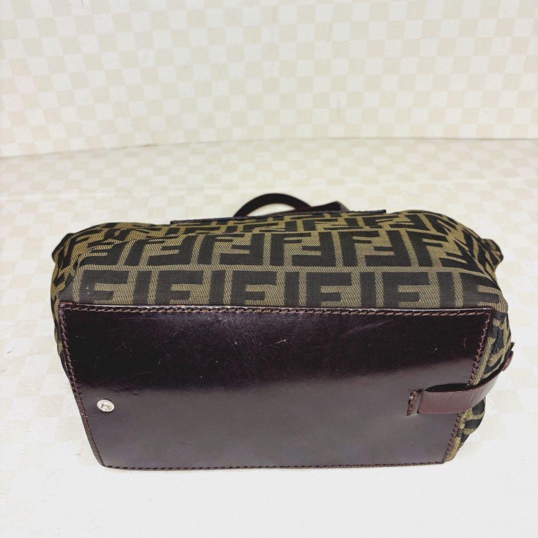 美品　FENDI フェンディ　ハンドバッグ　M011