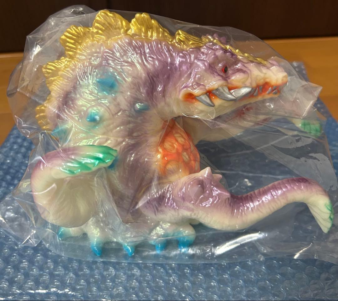 M1号 ビオランテ BEAMS Ver. ソフビ 蓄光