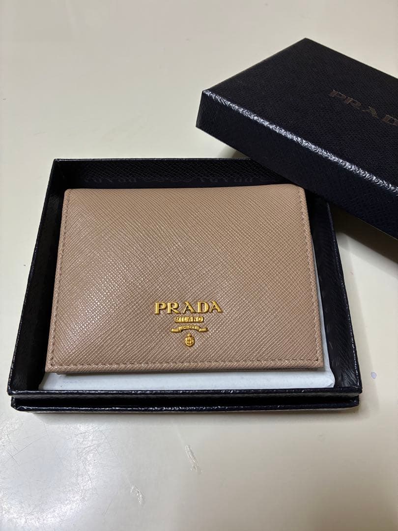 PRADA♡サフィアーノ♡二つ折り財布