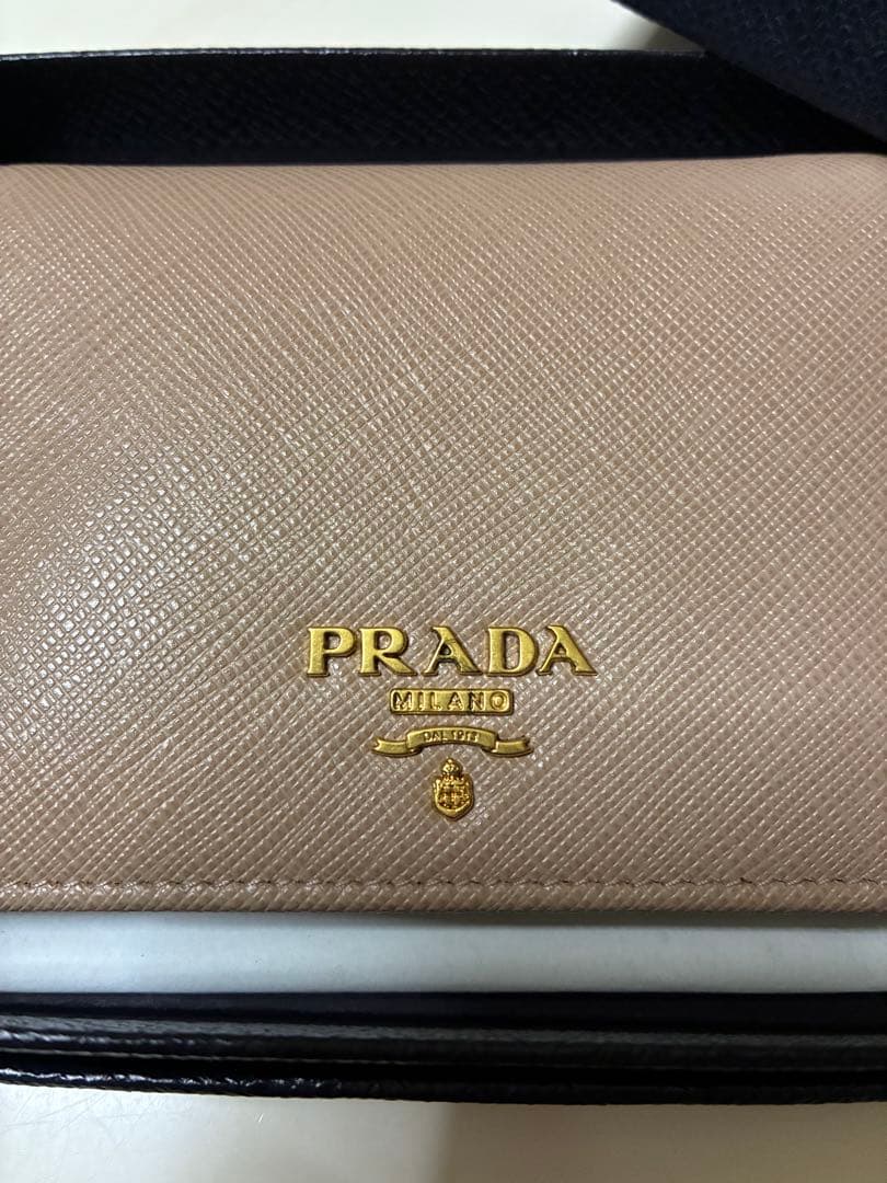 PRADA♡サフィアーノ♡二つ折り財布