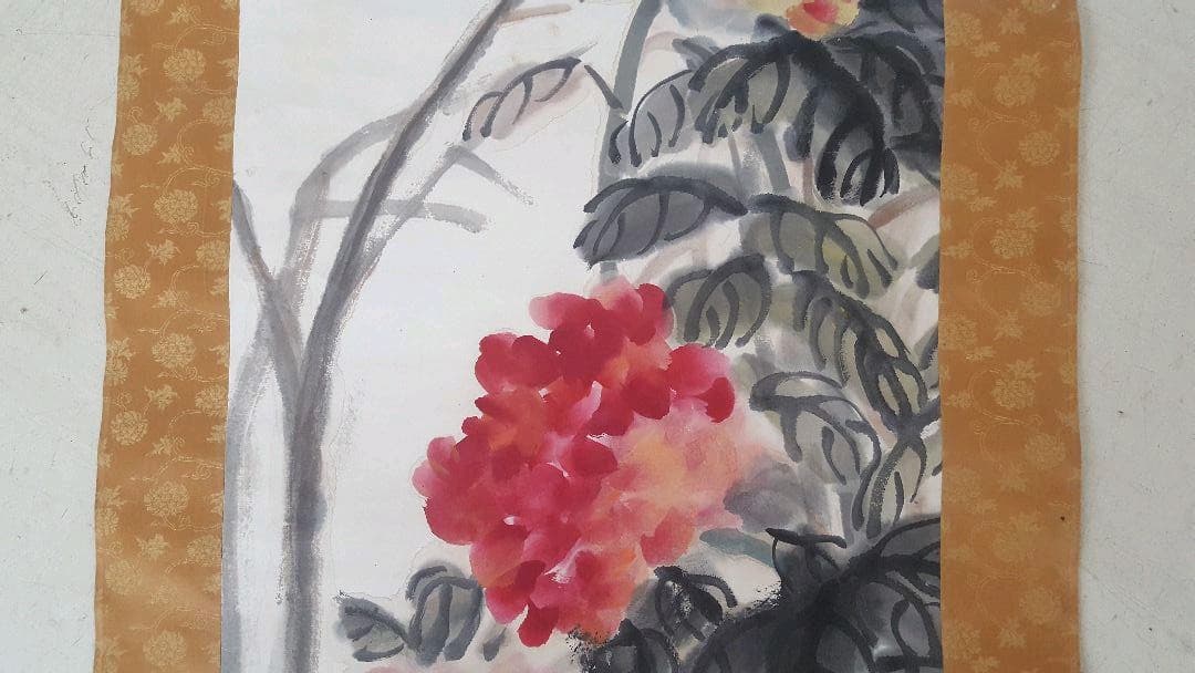 T　エスト・ウェスト取扱　呉昌碩　肉筆　掛軸