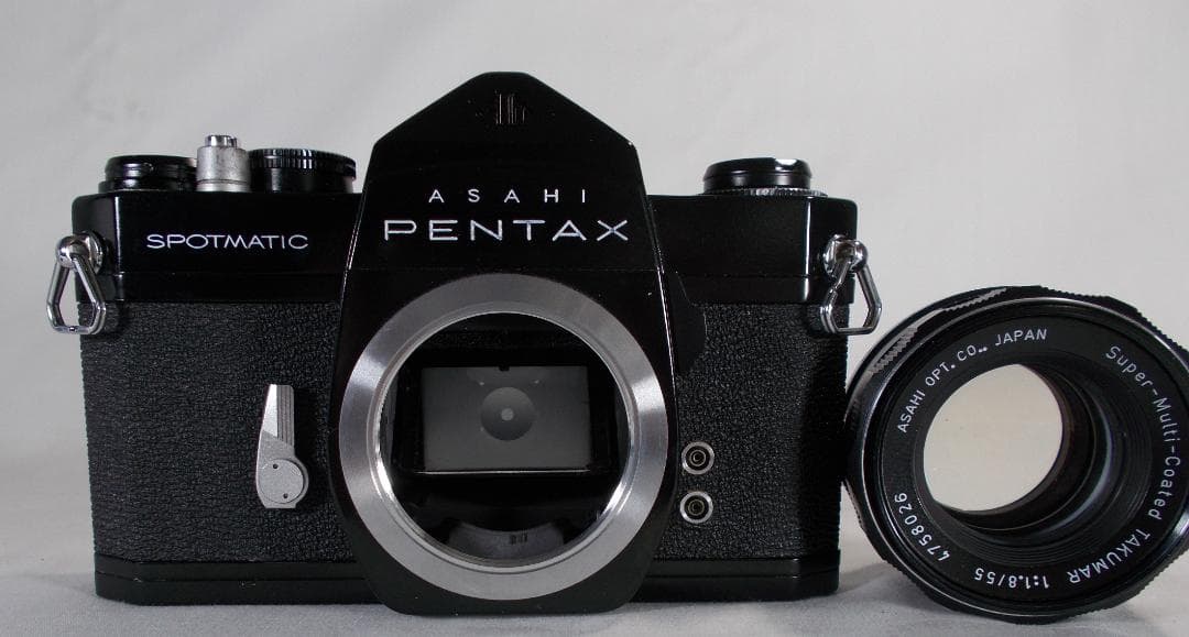 フィルムカメラ 整備済　Pentax SP + レンズ f/1.8　L207