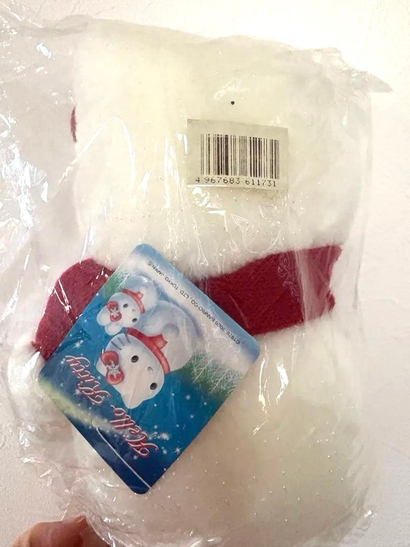 ハローキティ　雪だるま　ぬいぐるみ　日本限定　北海道　ご当地　サンリオ　タグ付き