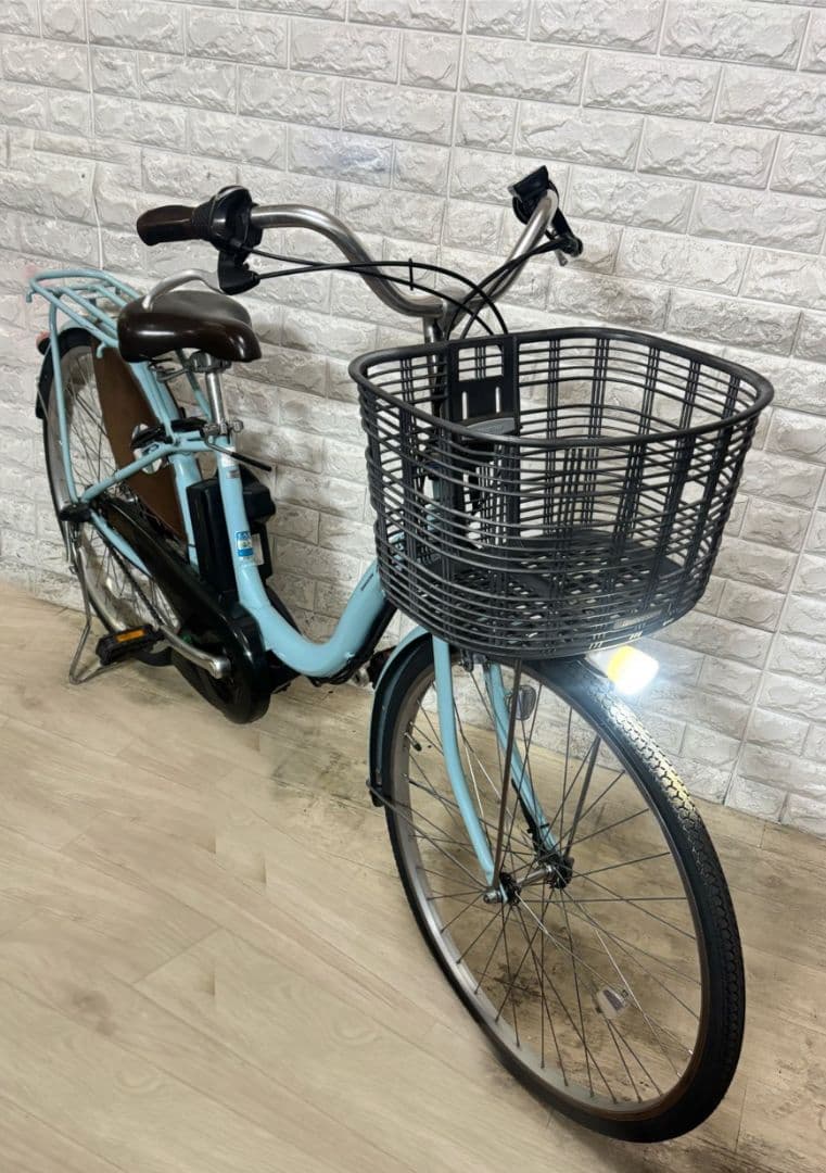 ✨前後タイヤ新品✨美品✨室内保管✨バッテリー最高レベル✨アシスタ✨電動自転車