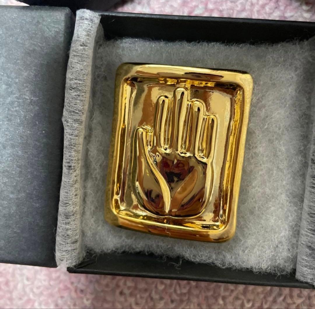 ultra-violence × ジョジョの奇妙な冒険 空条承太郎 ブローチ