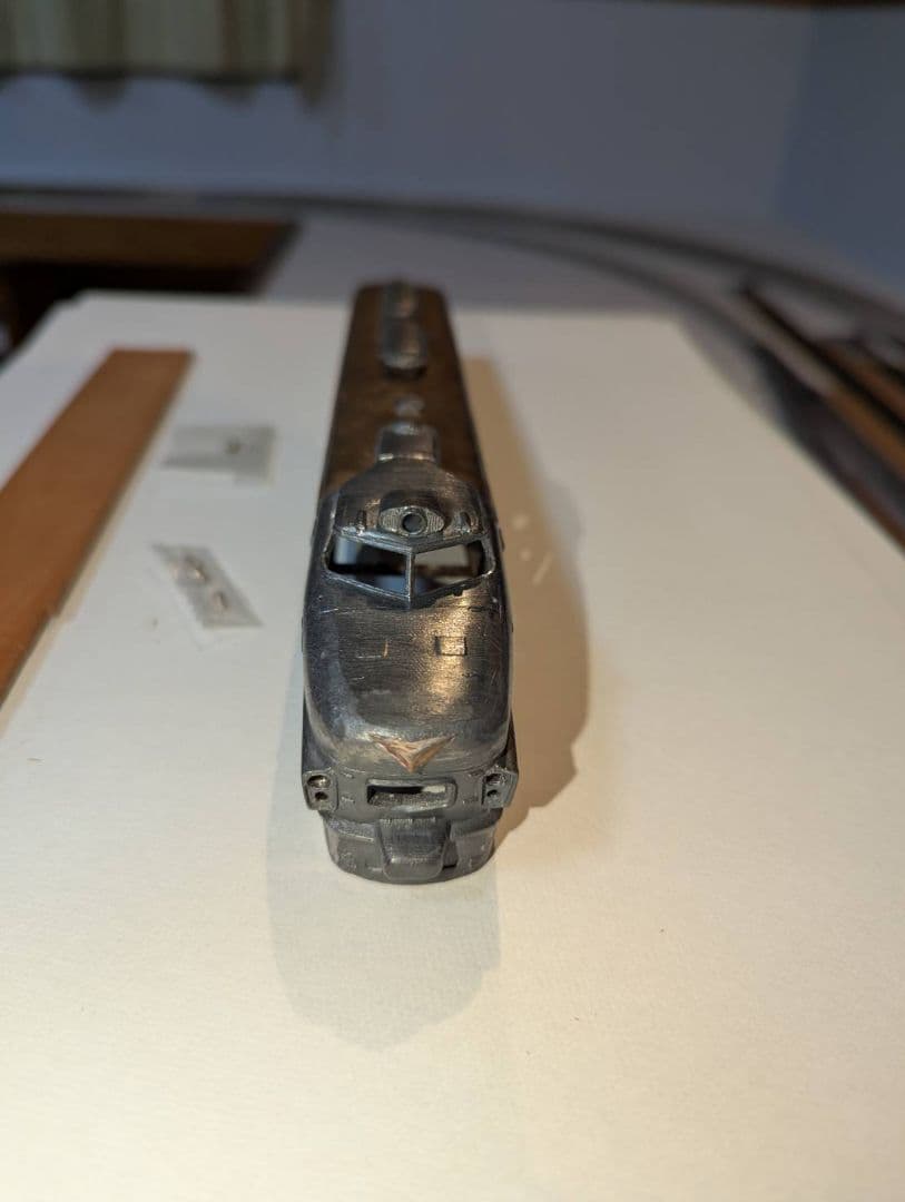 未塗装完成車体 カワイモデル 151系 12両セット