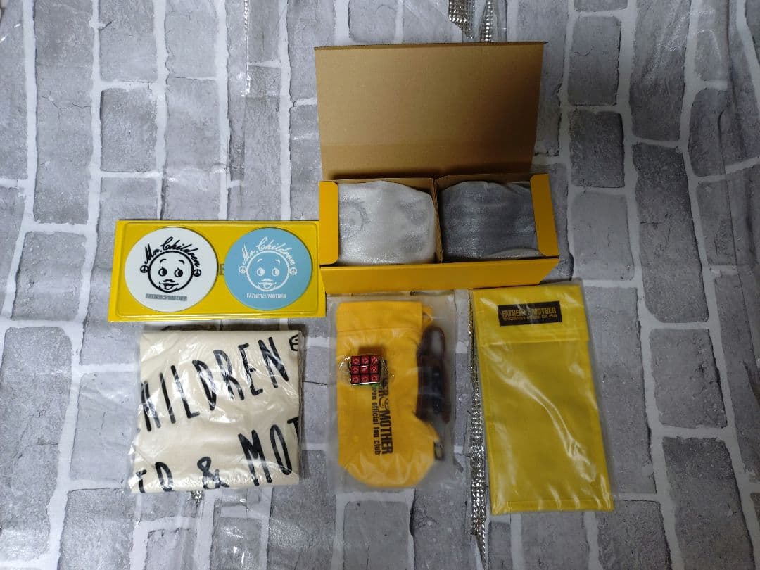 【新品】【Mr.Children】【ファンクラブ】【継続記念品】立体パズル　等