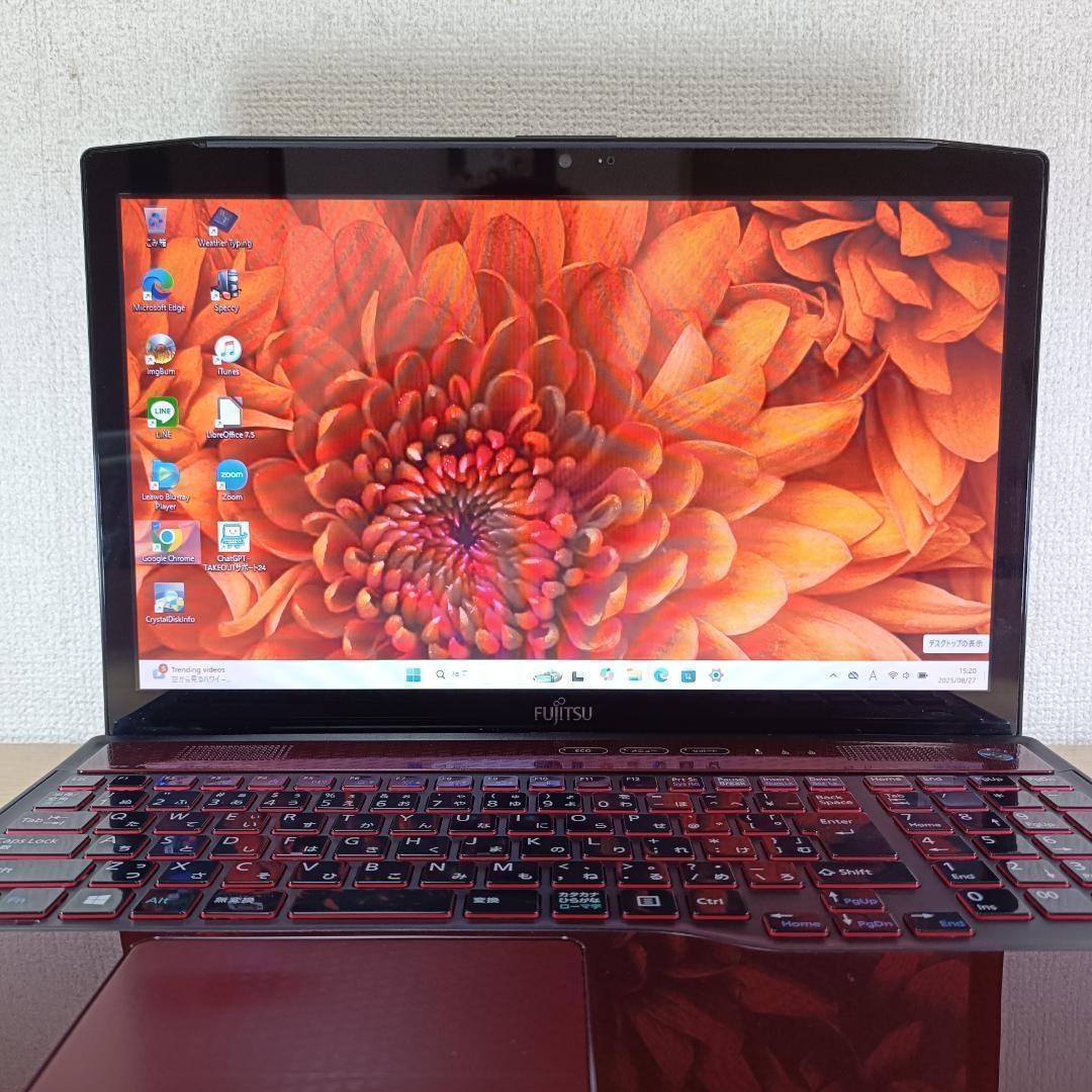 Core i7 Windows11 ノートPC SSD メモリ16GB 富士通