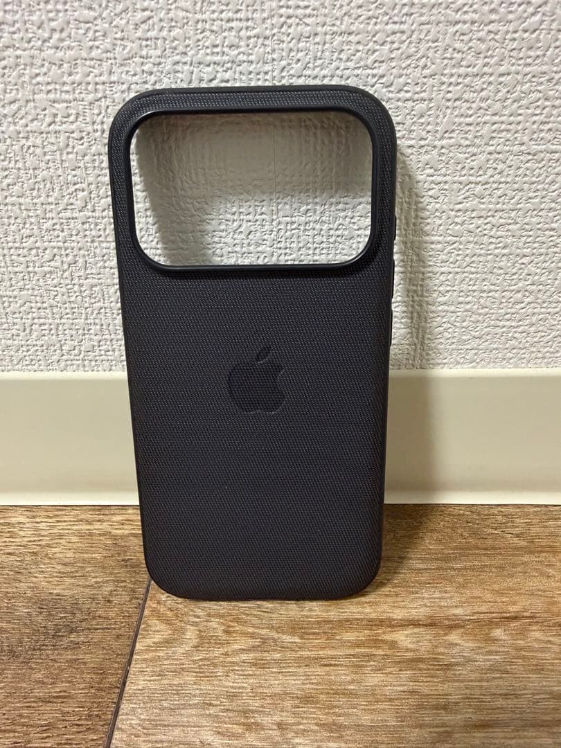 【純正品】iPhone17ProMagsafe対応ケース&クロスボディストラップ