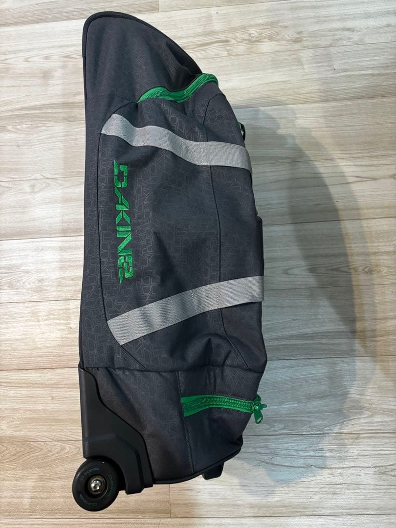 Dakine ダカイン Wheeled Duffle 90L キャリー 旅行