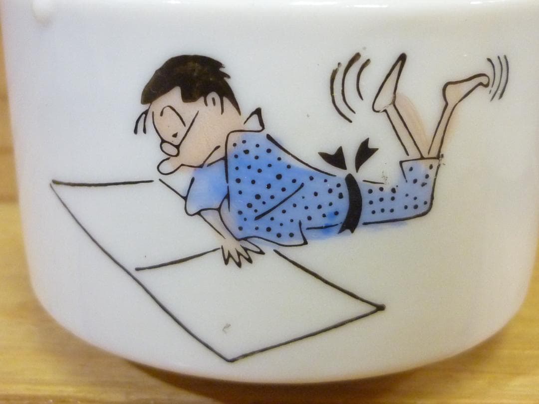 未使用 朝日新聞社75周年記念 サザエさん湯呑み 5客揃い 非売品 16638B