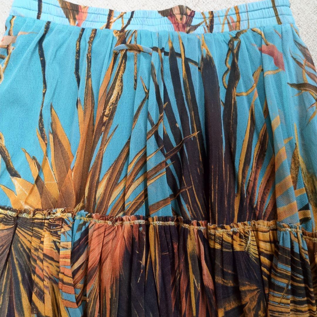フレアスカート 青とオレンジのパーム柄